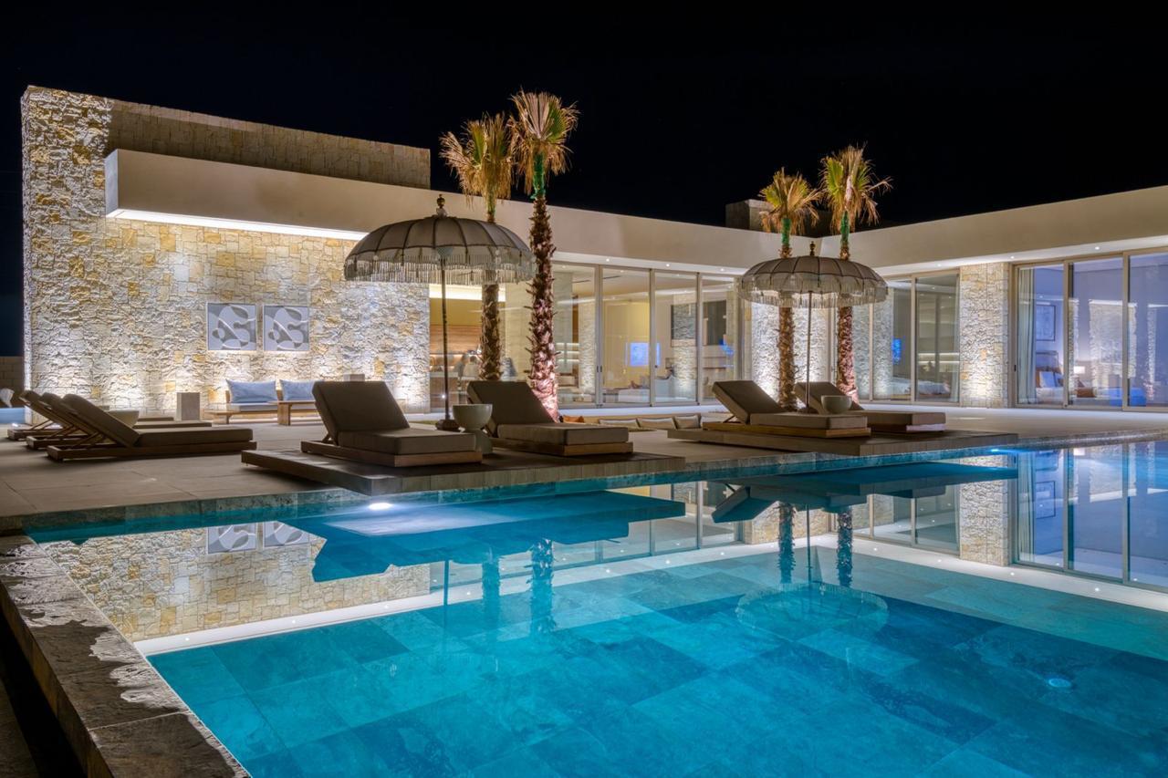 Villa Deluxe View 2